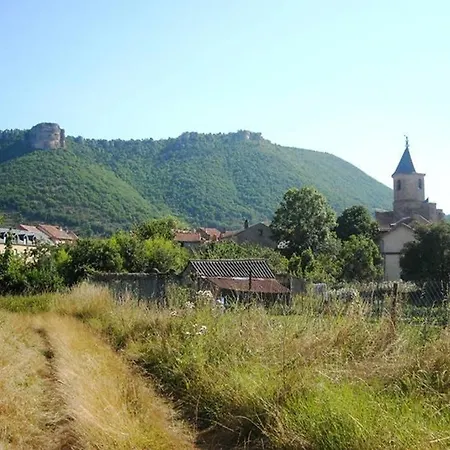 La Maison Huguetoune بيت للعطل